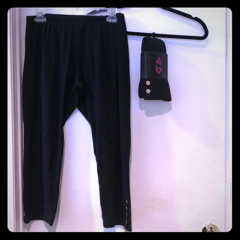 NWT Torrid 2x black 4 snap button crop leggings